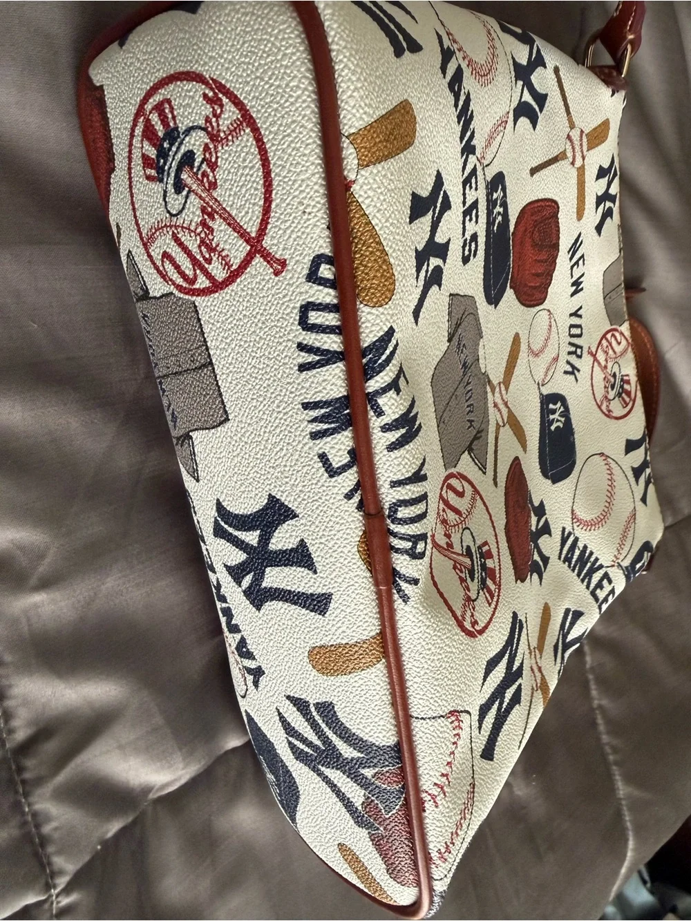 Dooney & Bourke Cream New York Yankees Print Crossbody with Brown Strap